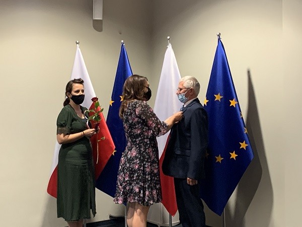 Wręczenie orderu Panu Walkowiakowi