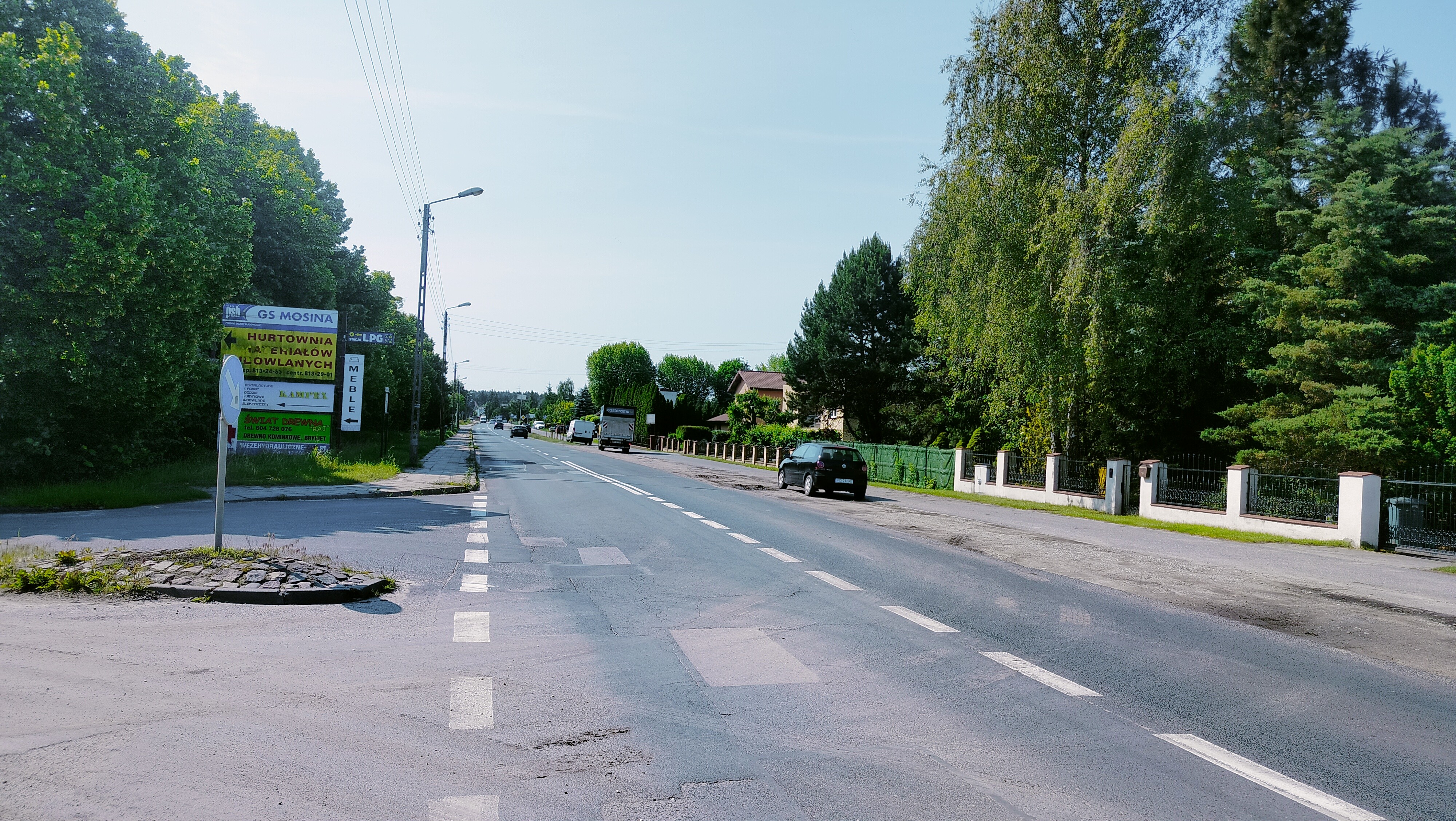 Ulica Śremska w kierunku granic miasta - stan obecny. 