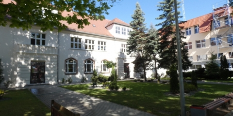 Inwestycje oświatowe i budowa dróg