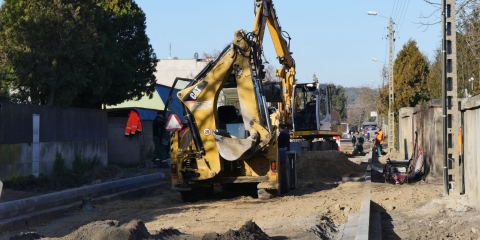 Roboty drogowe na ulicy Strzałowej i Długiej w Mosinie.