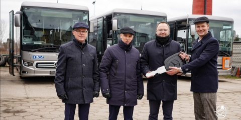 Nowoczesne autobusy niskoemisyjne w gminie