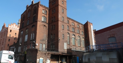 Zespół budynków dawnej fabryki drożdży - Luboński Szlak Architektury Przemysłowej (fot
