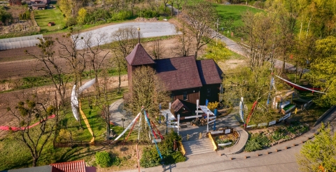 1 Kościół w Kicinie - Szlak Kościołów Drewnianych wokół Puszczy Zielonki (fot