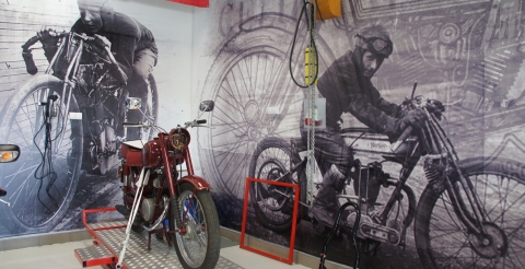1 Kolekcja zabytkowych motocykli Zbigniewa Koprasa w Fiałkowie (fot