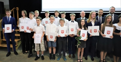 068 Stypendia samorządu i sportowe 2023