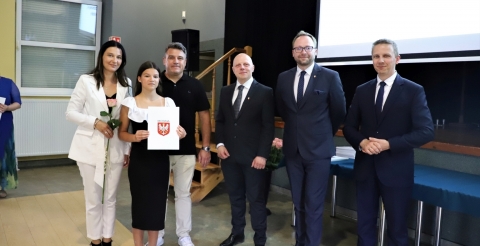 049 Stypendia samorządu i sportowe 2023