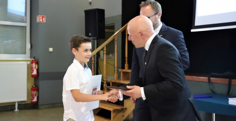 037 Stypendia samorządu i sportowe 2023