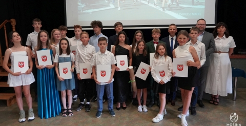 037 Nagrody samorządu i stypendia sportowe 2024