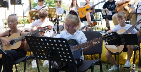 082 Szeroko na Wąskiej i festiwal Po Drodze