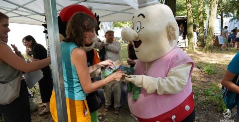096 Szeroko na Wąskiej i festiwal Po Drodze