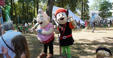 085 Szeroko na Wąskiej i festiwal Po Drodze