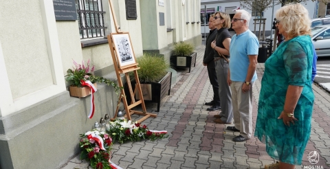 10 września - Narodowy Dzień Wspomnienia Gehenny Polskich Dzieci Wojny.
