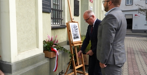 10 września - Narodowy Dzień Wspomnienia Gehenny Polskich Dzieci Wojny.