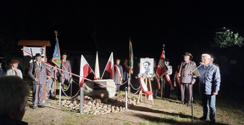 Odsłonięcie kamienia pamięci śp. Wiktora Matuszaka