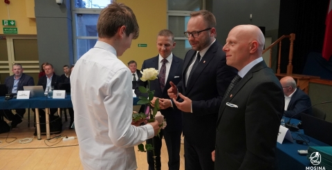 01 Nagrody dla uczniów, nauczycieli i dyrektorów 2024