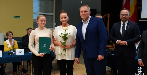 10 Nagrody dla uczniów, nauczycieli i dyrektorów 2024