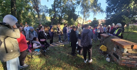 20250924_084713 (Copy)