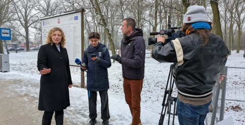 a7e61e8f-59d2-4918-bd0e-43667d6221a1