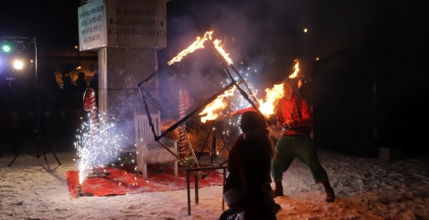 42 Mikołaj na rynku w Mosinie 2023