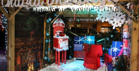 09 Mikołaj na rynku w Mosinie 2023