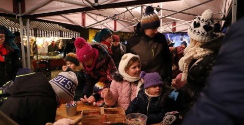 17 Mikołaj na rynku w Mosinie 2023