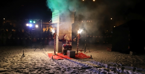 25 Mikołaj na rynku w Mosinie 2023