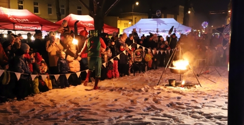 24 Mikołaj na rynku w Mosinie 2023