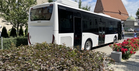 autobus_15_5_23_3