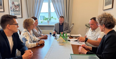 518309189_1293712486088318_6968616321260423376_n