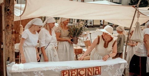 64232061_1339133162891424_6920177227166384128_n