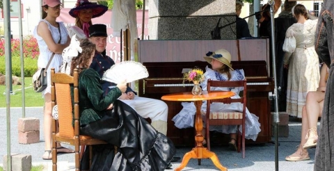 64351209_1340097922794948_3174846950553944064_n