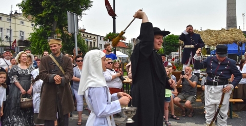 64405515_2355021344766799_3665803597007814656_n