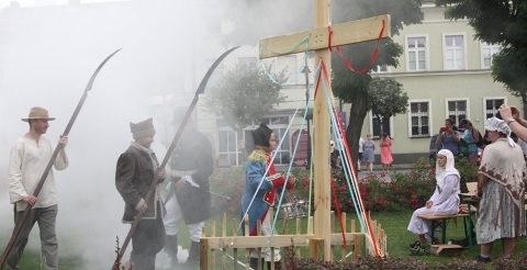 63190709_2368121960142388_6733506472329609216_n