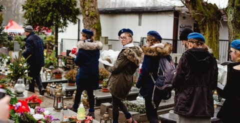 48945380_526442144428489_3138555937191624704_n (Copy)