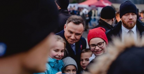 48960107_526436944429009_8944643382492266496_n (Copy)