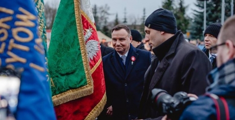 48926495_526439034428800_8624163943750828032_n (Copy)