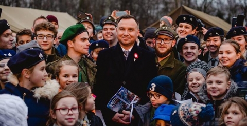 49408070_526439694428734_4835850648052301824_n (Copy)