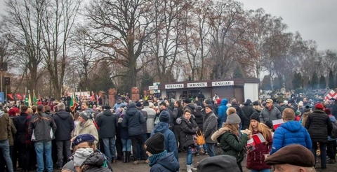 49010329_910208489186510_3295360902496256000_n (Copy)