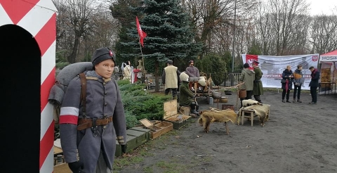 48967445_285582065436876_3275679738848346112_n