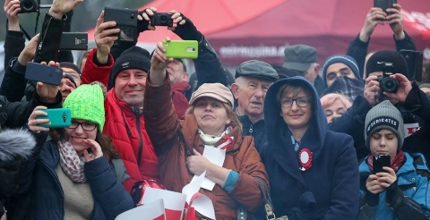 48986988_2389749627766833_8114267685522505728_n