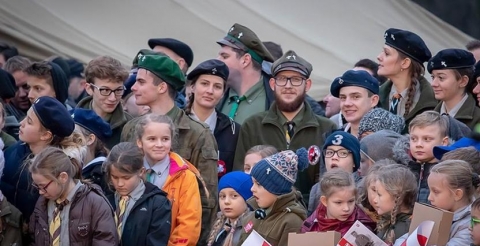 48996053_910211049186254_2061775561268658176_n (Copy)