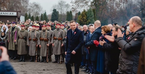 48952658_526434721095898_2579620704450248704_n (Copy)