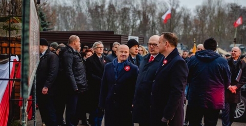 48389291_526434611095909_4312611807630983168_n (Copy)