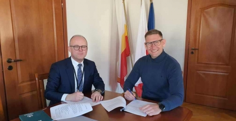 podpsianie umwoy Budzyńska 07