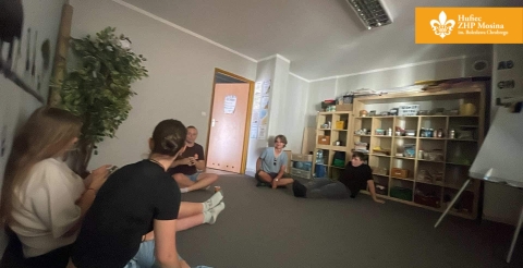 Relacja z wrześniowych zbiórek zuchów i harcerzy z naszej gminy. To czas pełen emocji, nowych wyzwań i wspólnej nauki.